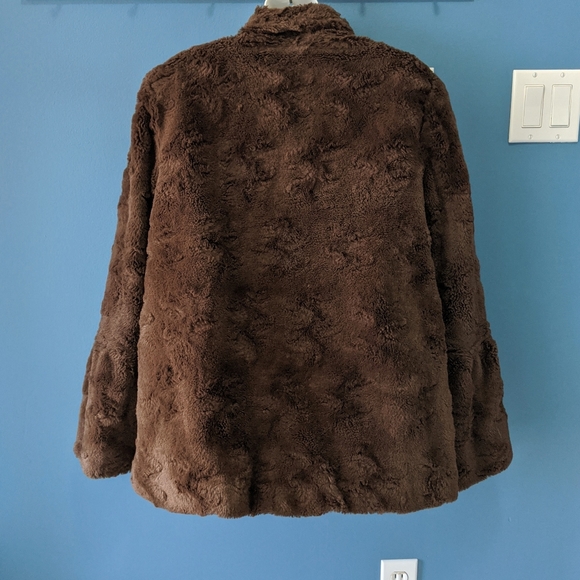 REGAL FAUX FUR COAT, SMALL - Picture 2 of 5